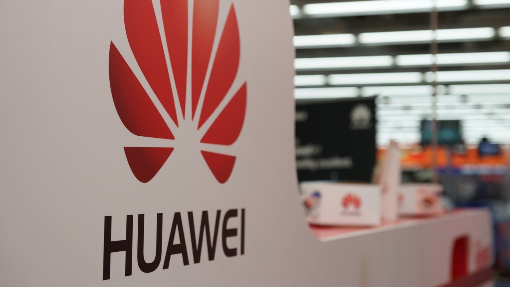 Huawei Consumer Business Group First Half Results for 2016