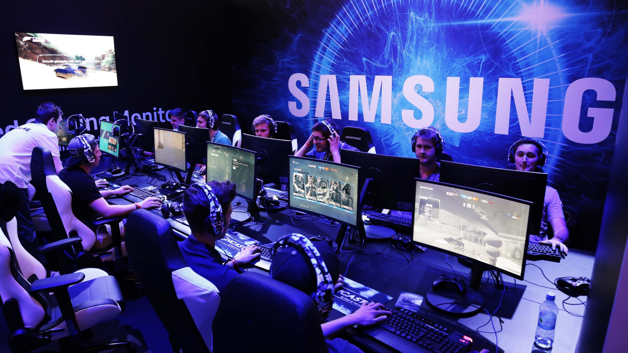 Samsung Electronics to Showcase Expanded Professional Gaming Monitors Lineup at Gamescom 2016