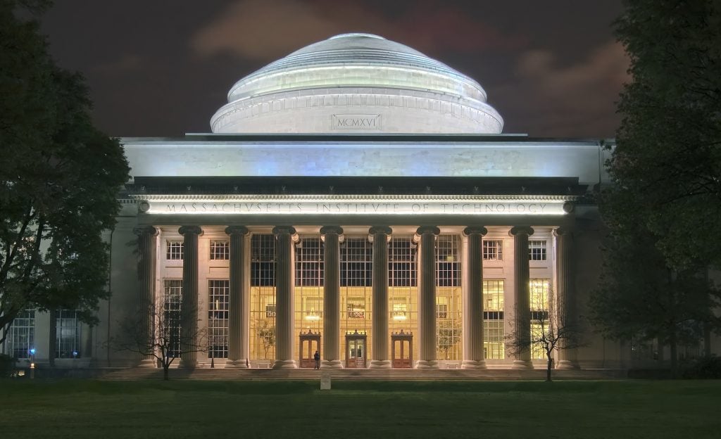 MIT Now Offers Online Degree Programs
