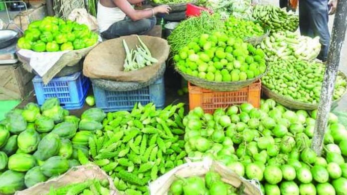 As Floods Impact Supplies, Vegetable Prices Rise