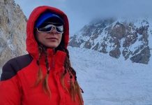 Pakistan's Naila Kiani makes history by soaring Gasherbrum I