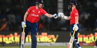 Brook, Duckett star as England defeat Pakistan in their third T20