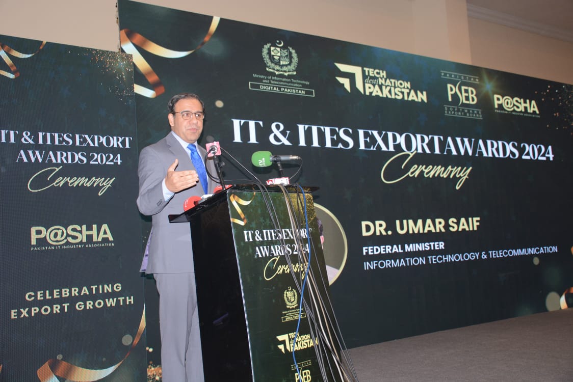 OUTSTANDING PERFORMANCE IN IT EXPORTS, CASH REWARDS & AWARDS WORTH PKR 825 MILLION FOR 550 COMPANIES