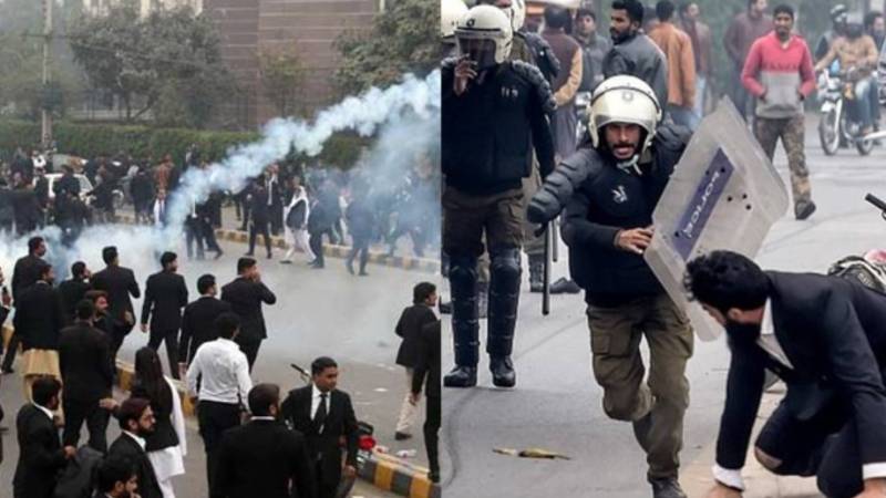 Lawyers Arrested in Clash Outside LHC During Protests