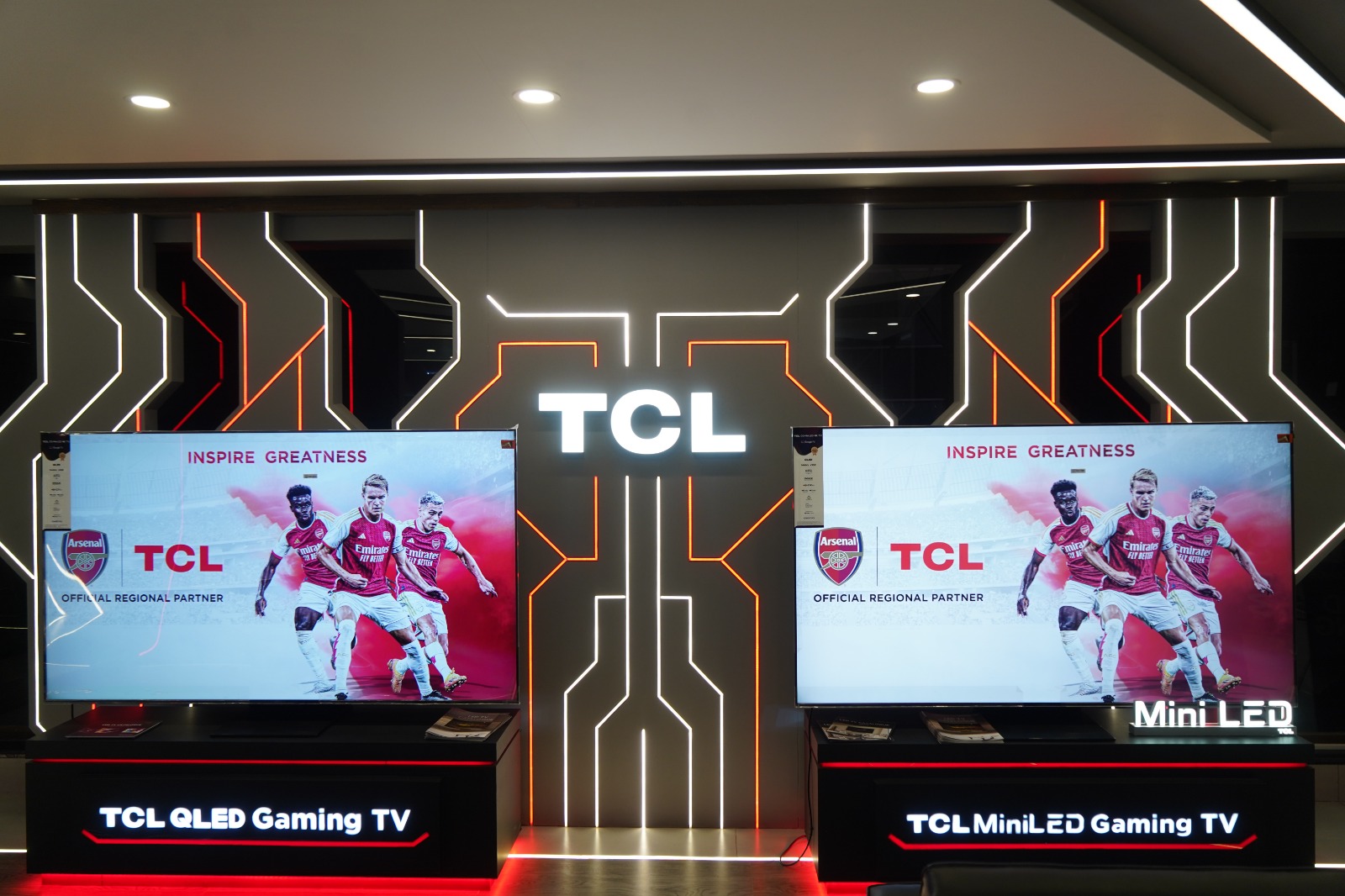 The TCL Experience Lounge screened the Arsenal vs. Manchester United match exclusively.