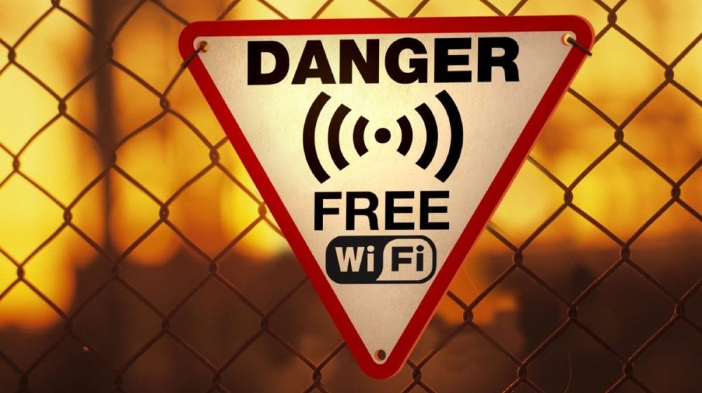 Public Wi-Fi Risks: Unseen Threats and How to Protect Yourself