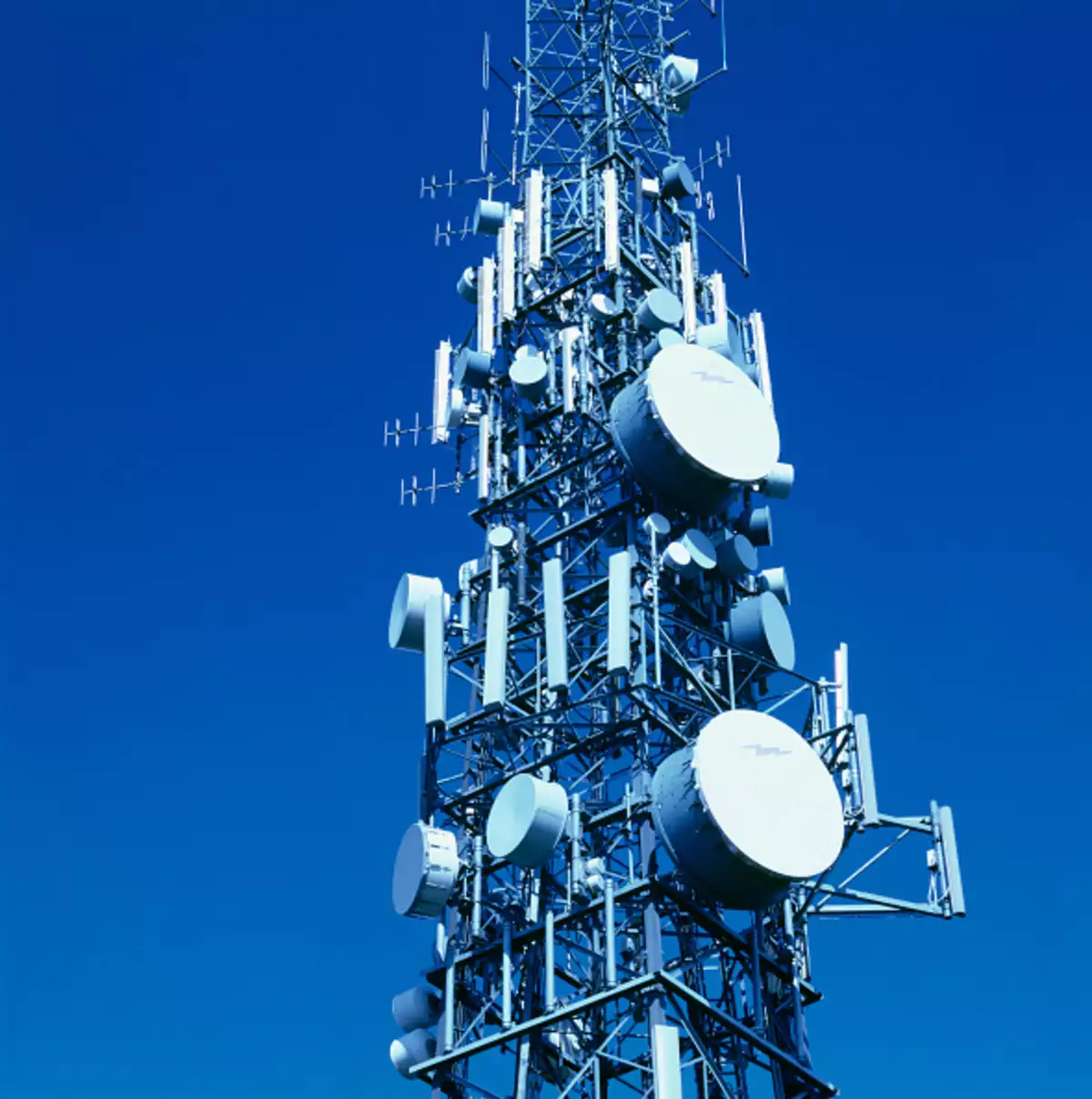 Telecom Operators Oppose Downsizing of IT Ministry