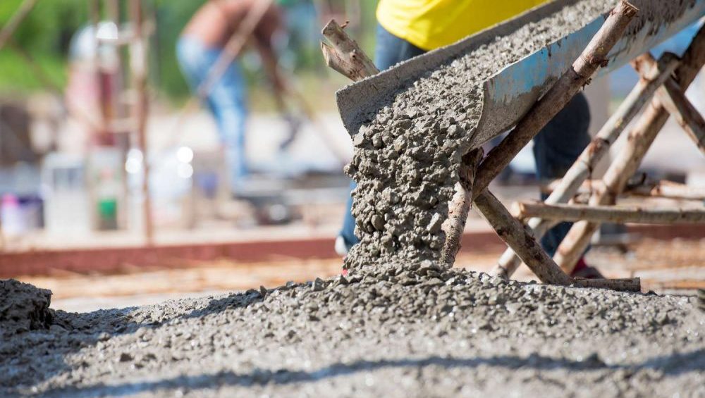 Cement Sales Drop 7% Amid Economic Slowdown