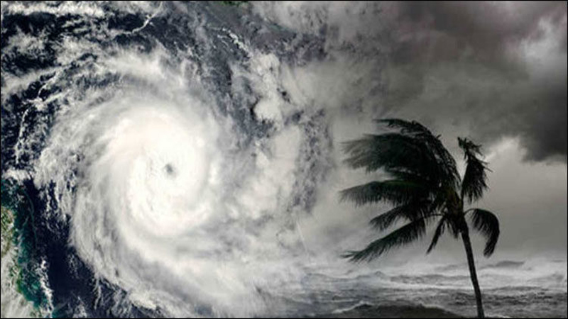 “Cyclonic Storm Threatens Sindh as Deep Depression Strengthens”