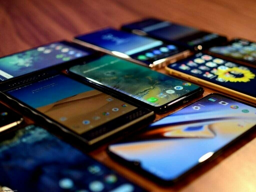 Pakistan’s Mobile Phone Imports Reach Rs. 18 Billion in July FY25