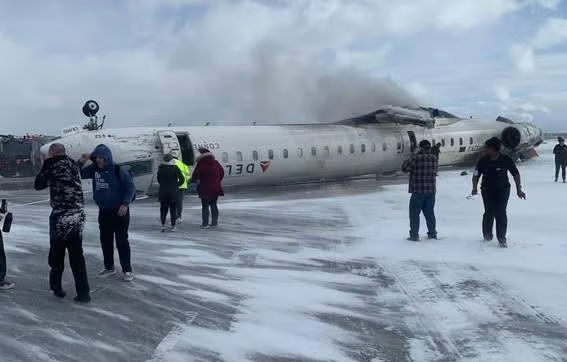 Delta Airlines CRJ900 Overturns on Snow-Covered Runway at Toronto Pearson