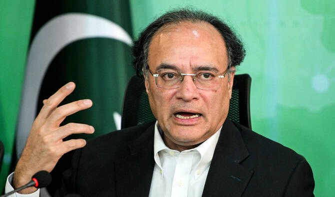 Minister Aurangzeb