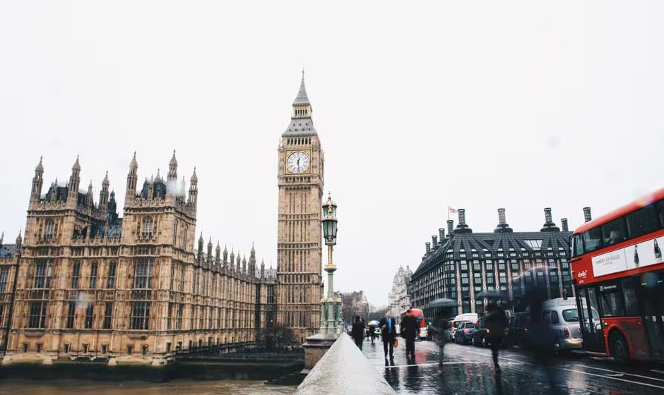 Move to the UK Without a Job Offer in 2025: 7 Powerful Visa Options for a Fresh Start
