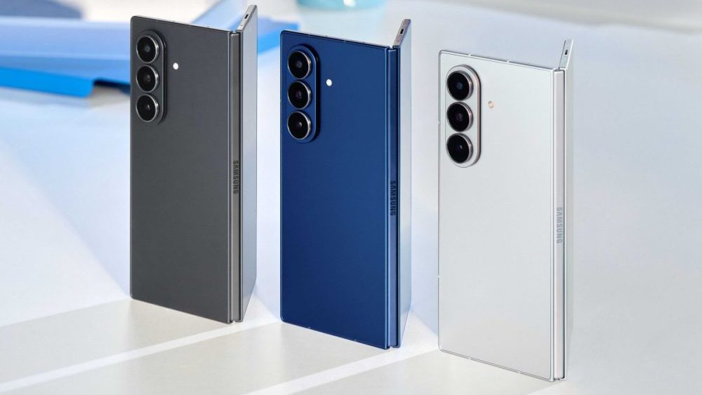 Samsung Galaxy Z Fold 7 Unveiled: Thinner Body, 200MP Camera, and Major Display Upgrades
