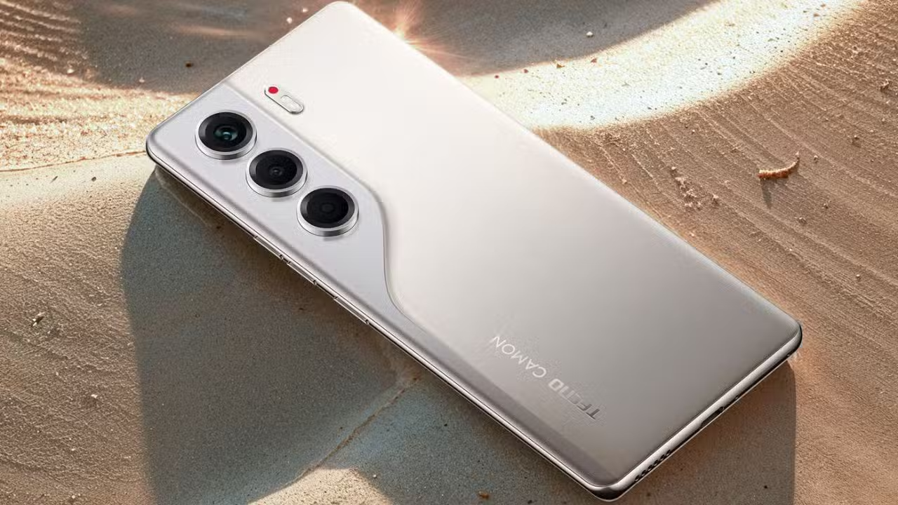 TECNO Launches Camon 40 Pro Sandy Titanium Edition in Pakistan