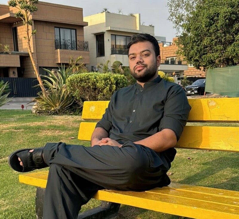 Ducky Bhai Detained at Lahore Airport for Alleged Promotion of Online Gambling